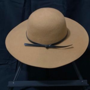 Francesca's Lanora Round Floppy Boho Hat